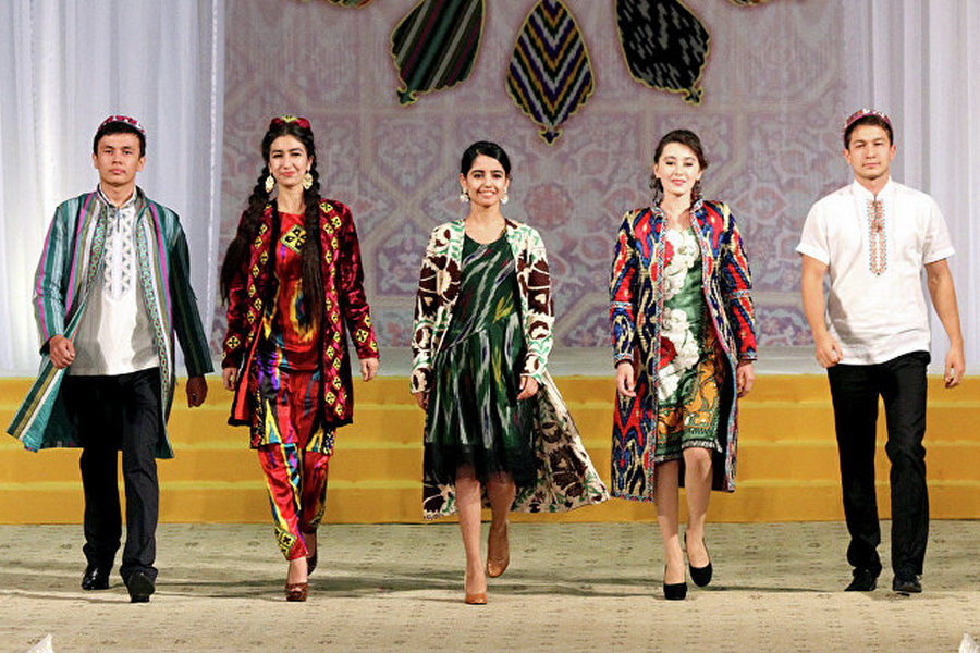Таджикский национальный костюм женский и мужской